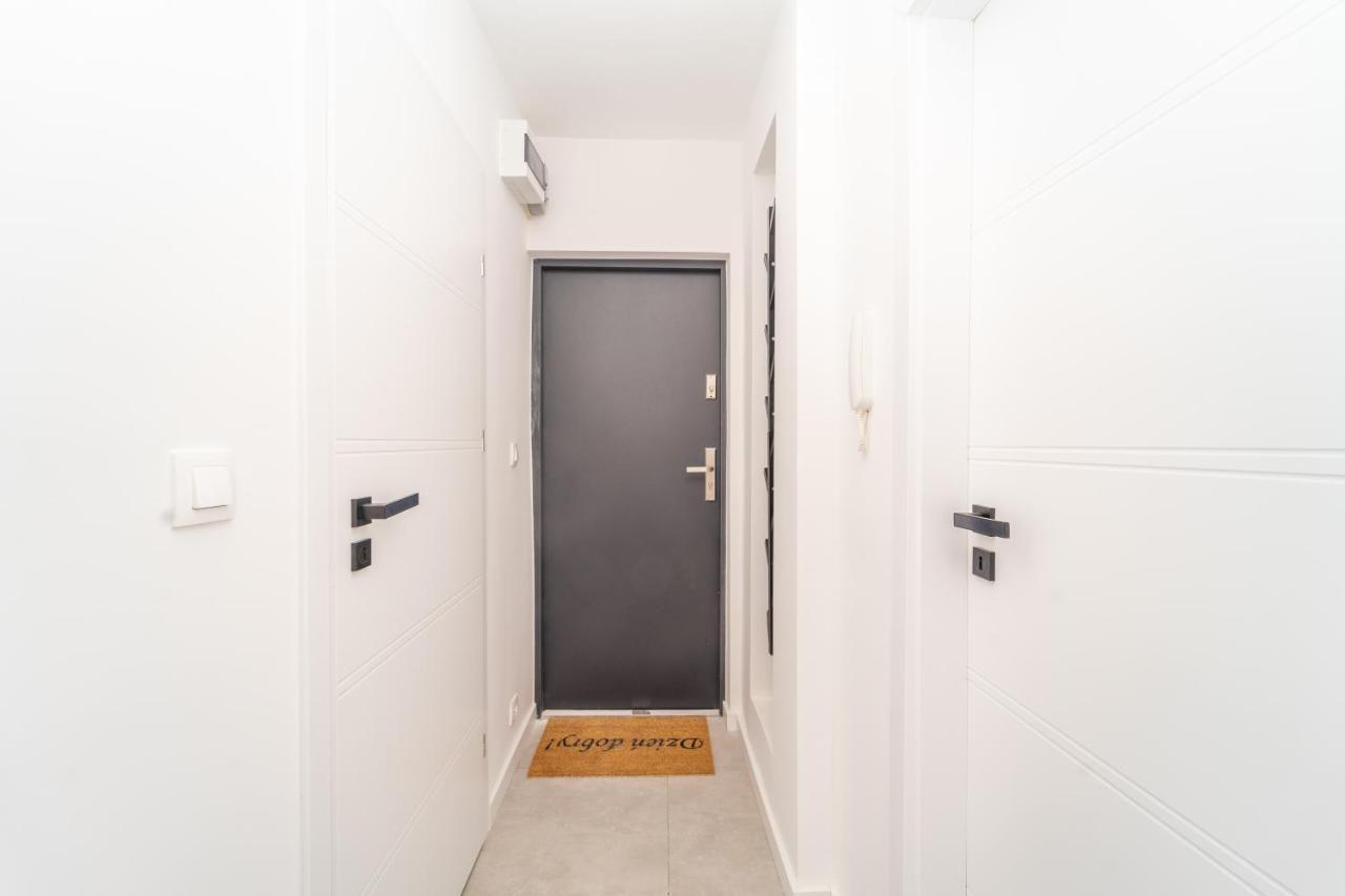 Przytulny 3city Z Dwiema Sypialniami W Gdyni By Renters Apartment